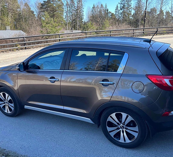 Kia Sportage 2 of 5