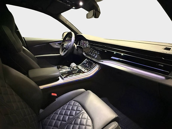Audi Q8 8 of 10
