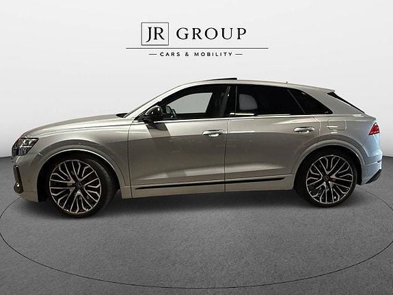Audi Q8 2 of 5