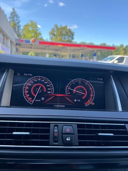 BMW 520d 10 of 11