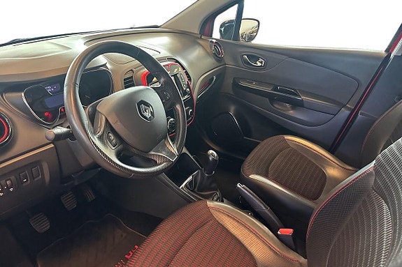 Renault Captur 14 of 21