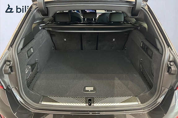 BMW i5 10 of 19