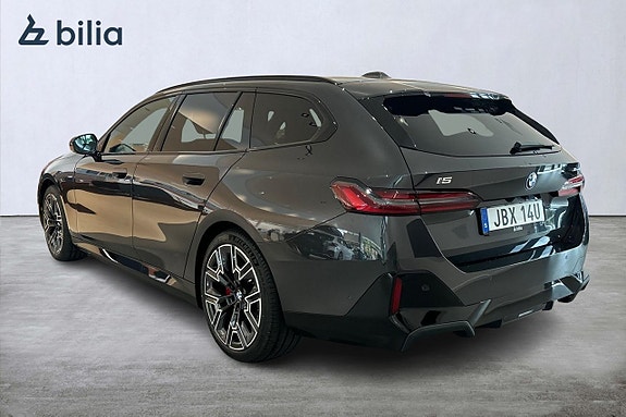BMW i5 2 of 19