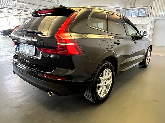 Volvo XC60 9 of 17