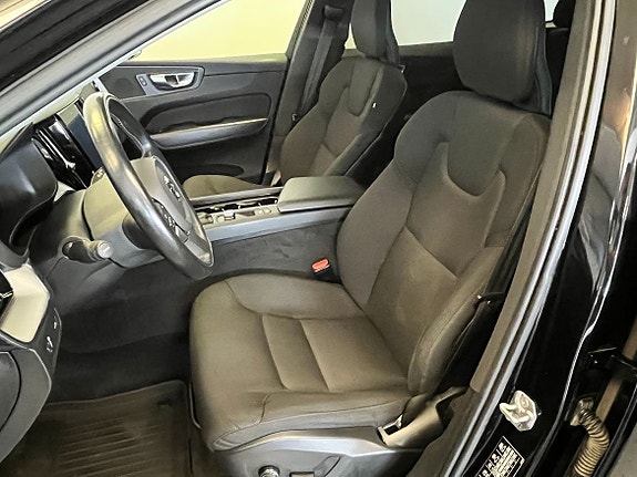 Volvo XC60 15 of 17
