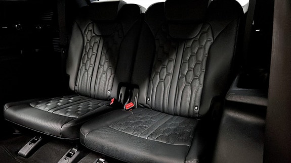 Kia Sorento 13 of 26