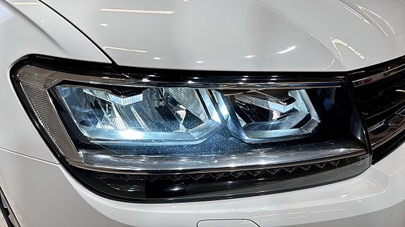 Volkswagen Tiguan 16 of 21