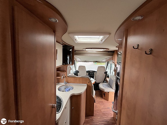 Carthago TOURER C1 I148 Solcell/ Backkamera/ Höga långbäddar 18 of 21