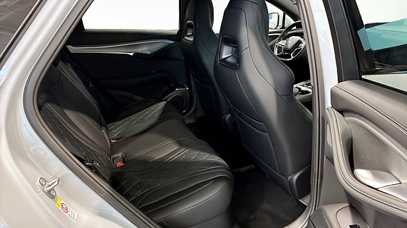 BYD Sealion 7 5 of 10