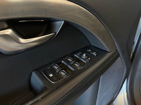 Volvo S80 16 of 24