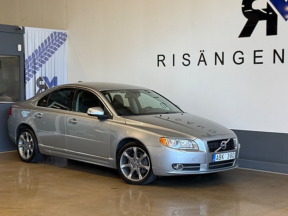 Volvo S80 7 of 24