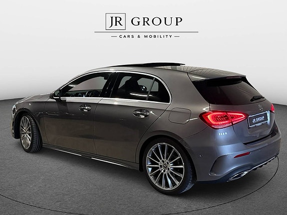 Mercedes-Benz A200 2 of 5