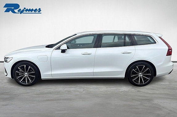 Volvo V60 3 of 5