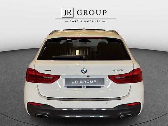 BMW 530i 5 of 5