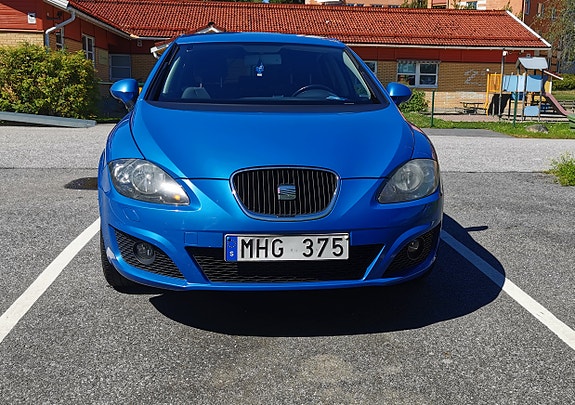 Seat Leon 2 of 4