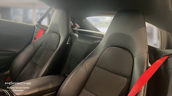Porsche 718 Cayman S 5 of 5