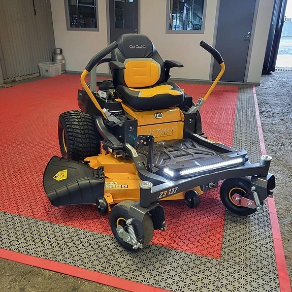 Cub Cadet Z3 - 137 cm klippbredd