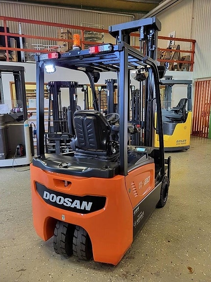 Doosan B20T-7 2000 kg 6000 mm HYRKÖP 2 of 12