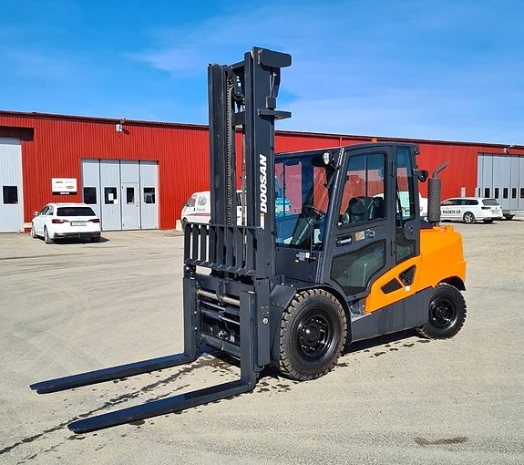 Doosan Heli Silverstone Truckar Hyra lång eller korttid 11 of 11