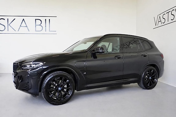BMW X3 4 of 5