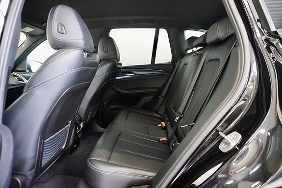 BMW X3 21 of 22