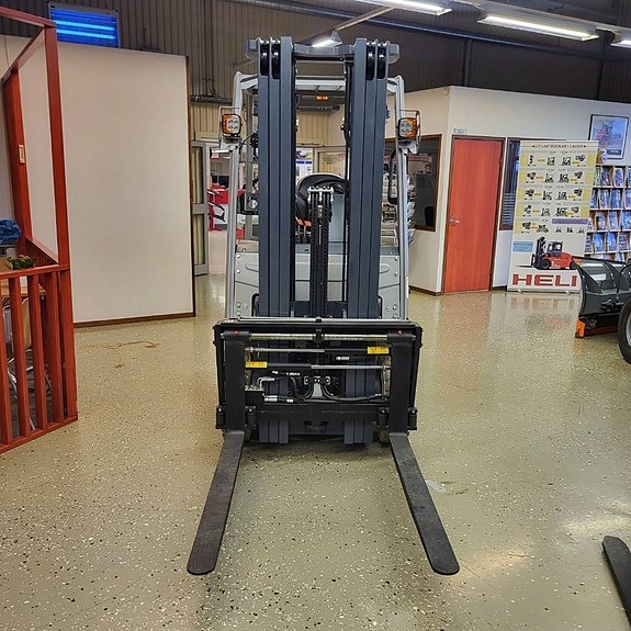 Heli CPD18 1800 kg 4800 mm HYRKÖP 4 of 5