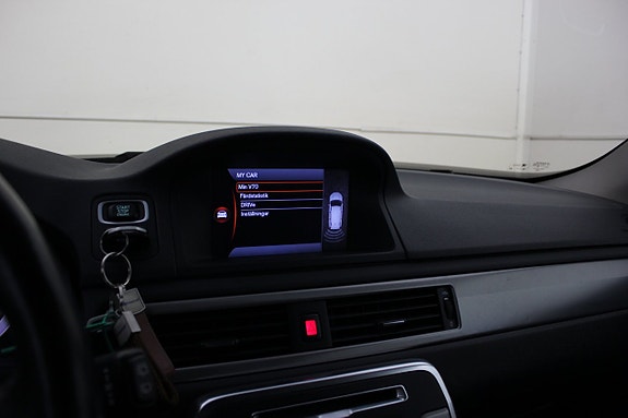 Volvo V70 19 of 22