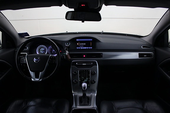 Volvo V70 14 of 22