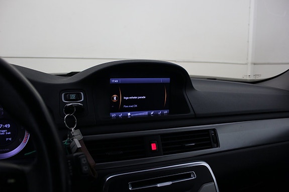 Volvo V70 17 of 22