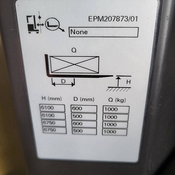 UniCarriers EPM100 High level order picker 7 of 7