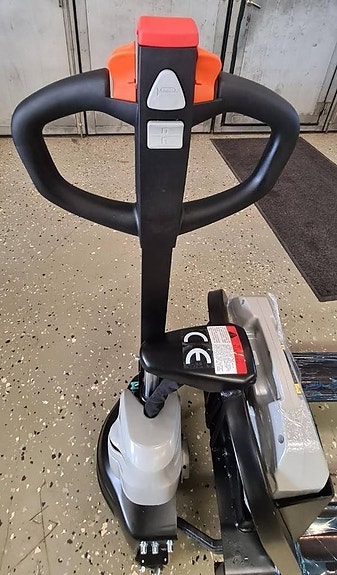 Silverstone Motorlyftvagn 1500 kg Litium 3 of 5
