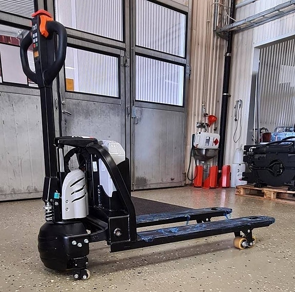 Silverstone Motorlyftvagn 1500 kg Litium 2 of 5