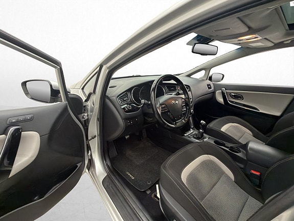 Kia Ceed 9 of 29