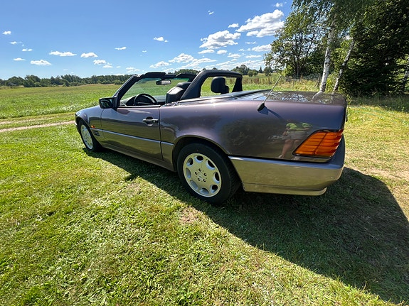 Mercedes-Benz 300 SL 14 of 30