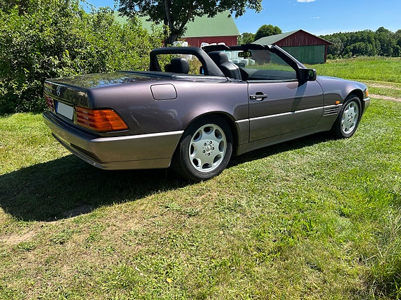 Mercedes-Benz 300 SL 13 of 30