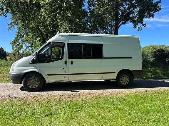 Ford Transit 2 of 9