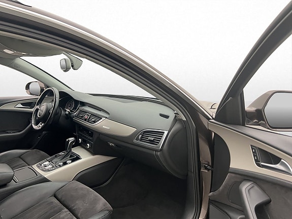 Audi A6 allroad 12 of 27