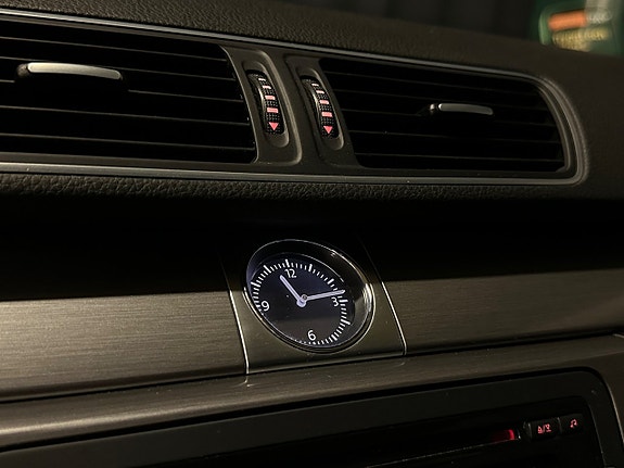 Volkswagen Passat 22 of 23