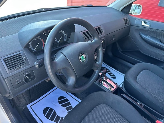 Skoda Fabia 5 of 5