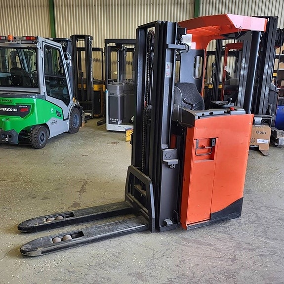 Toyota SRE160 1600 kg 4150 mm HYRKÖP 5 of 8
