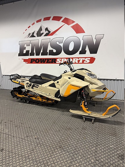 Ski-Doo Freeride 850 E-Tec 146" (Elstart/Finans/Frakt)-22