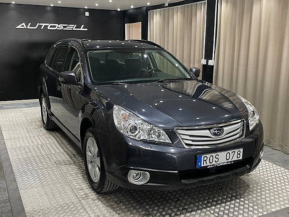 Subaru Outback 3 of 5