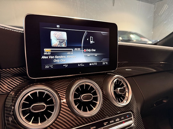 Mercedes-Benz C63 29 of 30