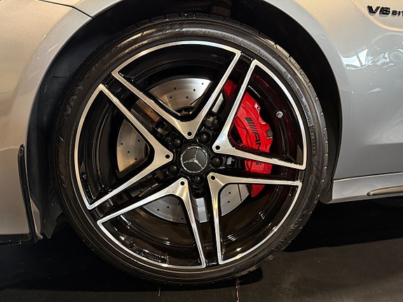Mercedes-Benz C63 10 of 30