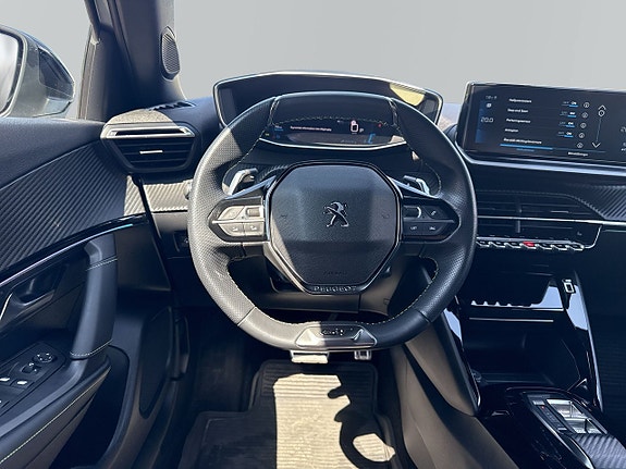 Peugeot 2008 13 of 15