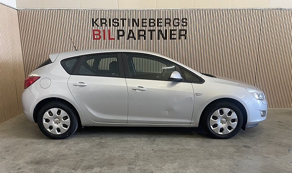 Opel Astra 3 of 11