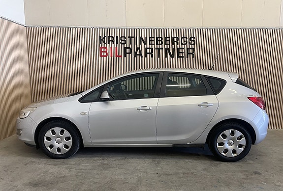 Opel Astra 6 of 11