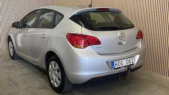 Opel Astra 5 of 11