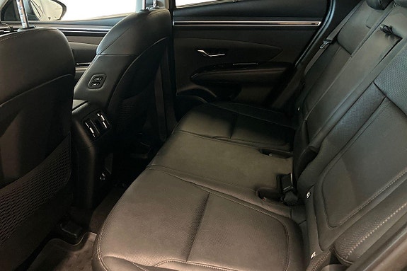 Hyundai Tucson 12 of 30