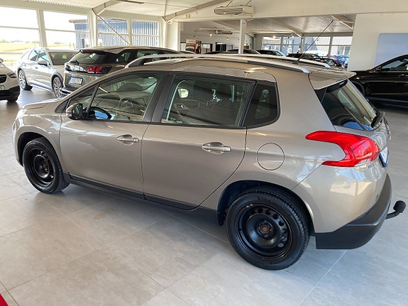 Peugeot 2008 4 of 5